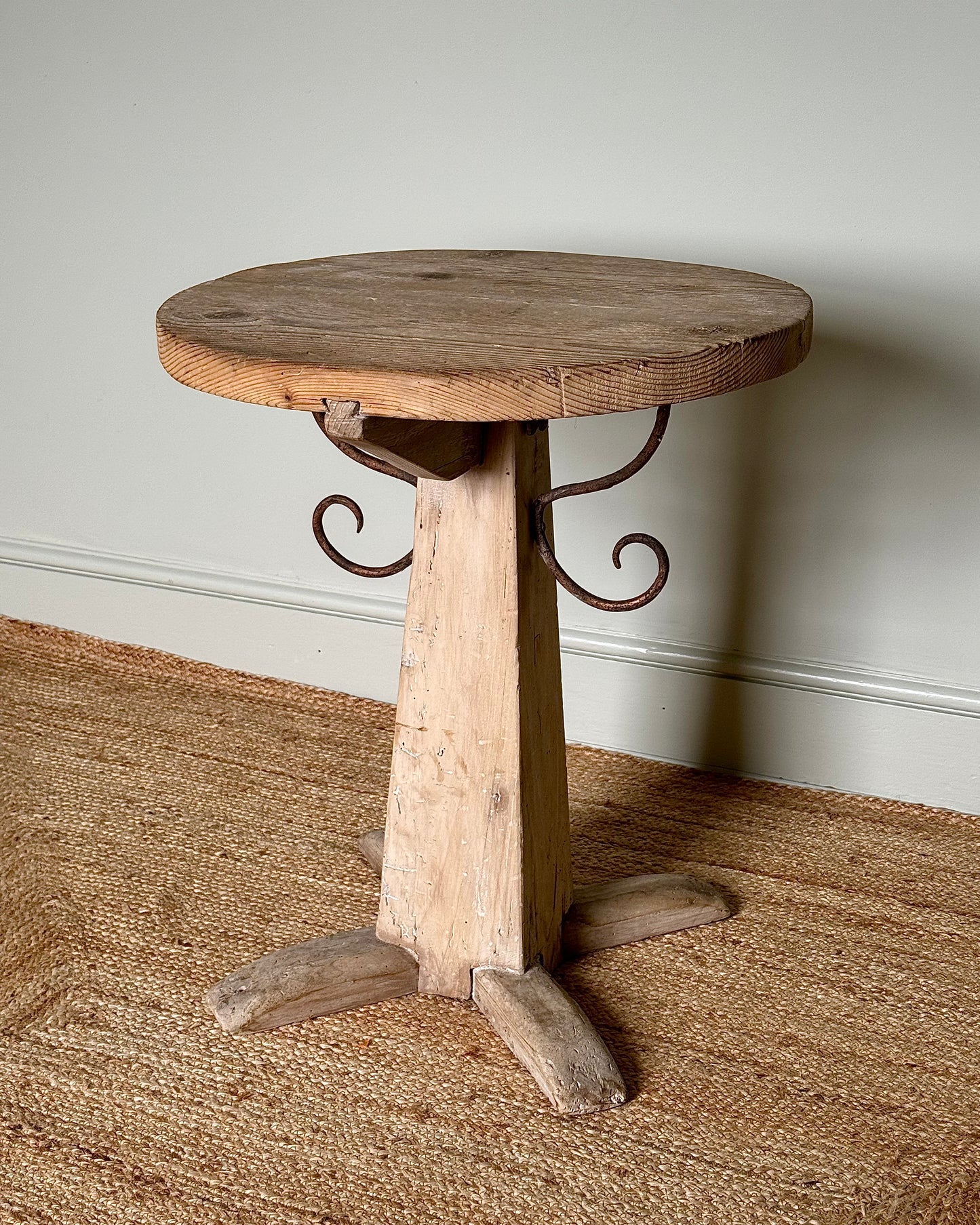 19th Century Italian Pedestal Side Table