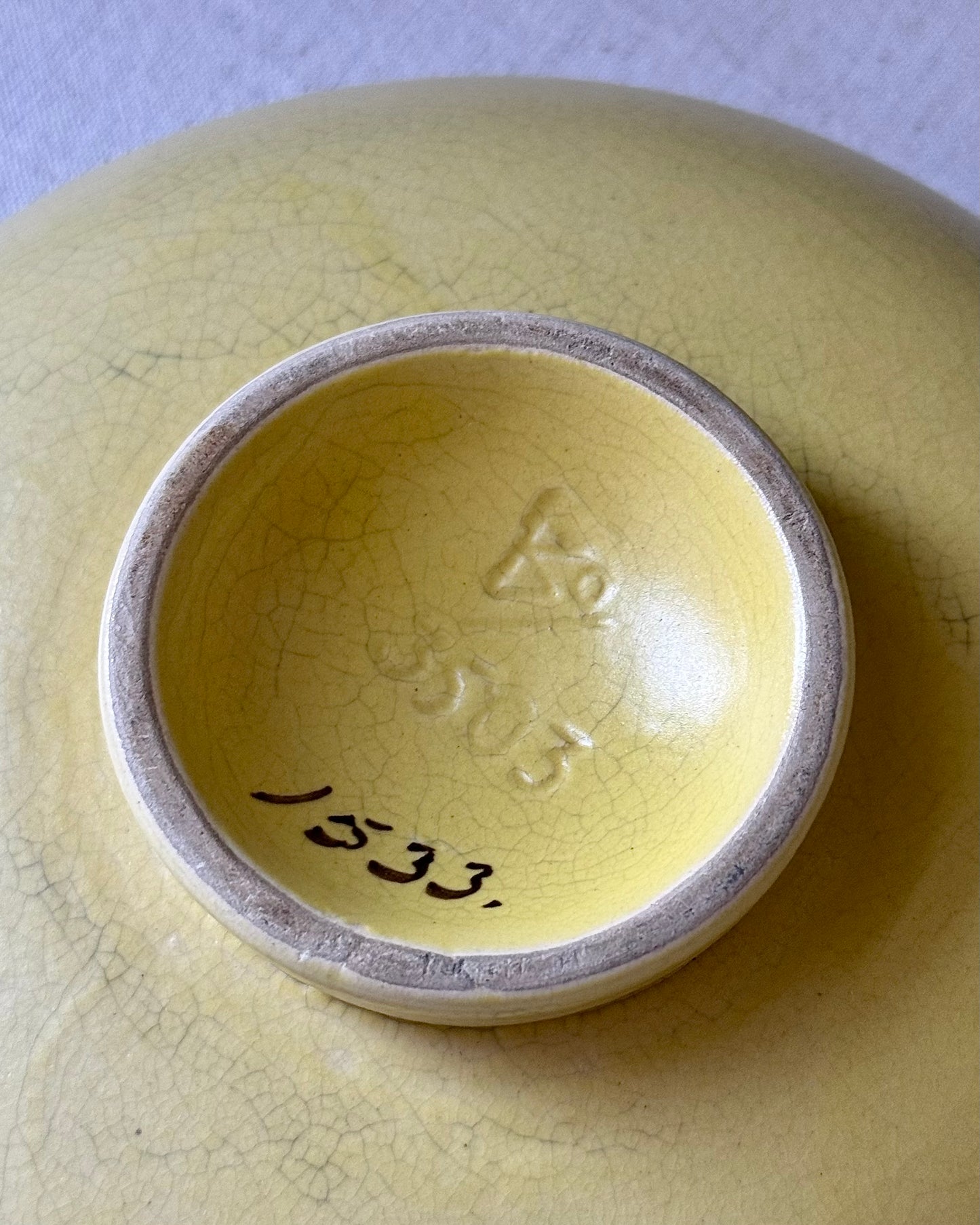 1940s Swedish Bo Fajans Yellow Crackle-Glaze Bowl with Handles