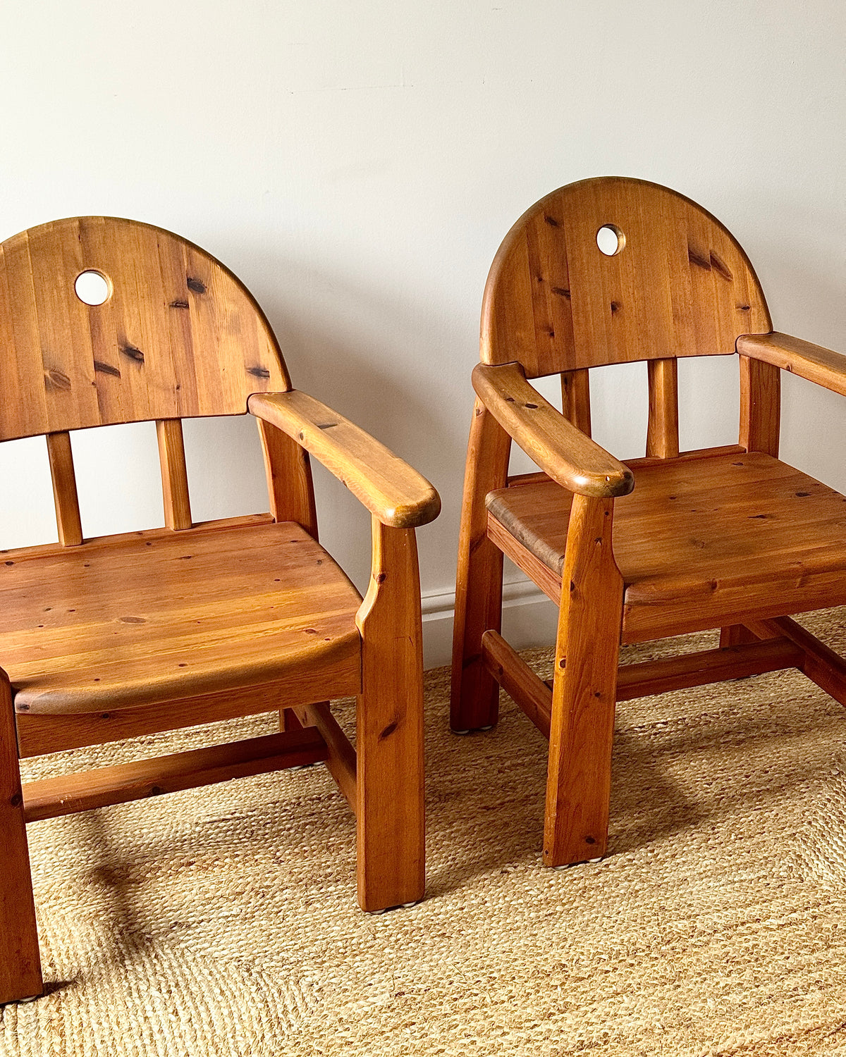 Set of 6 Pine Dining Chairs by Wasa Möbel Including Two Carvers, 1980s