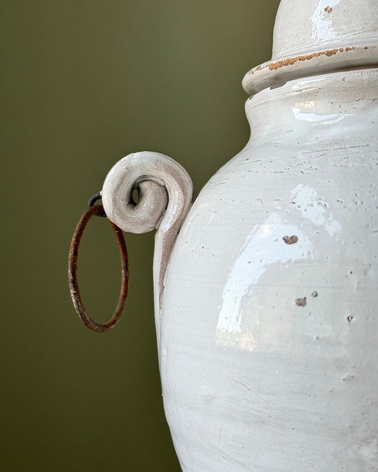 Medium White-Glaze Puglian Jar