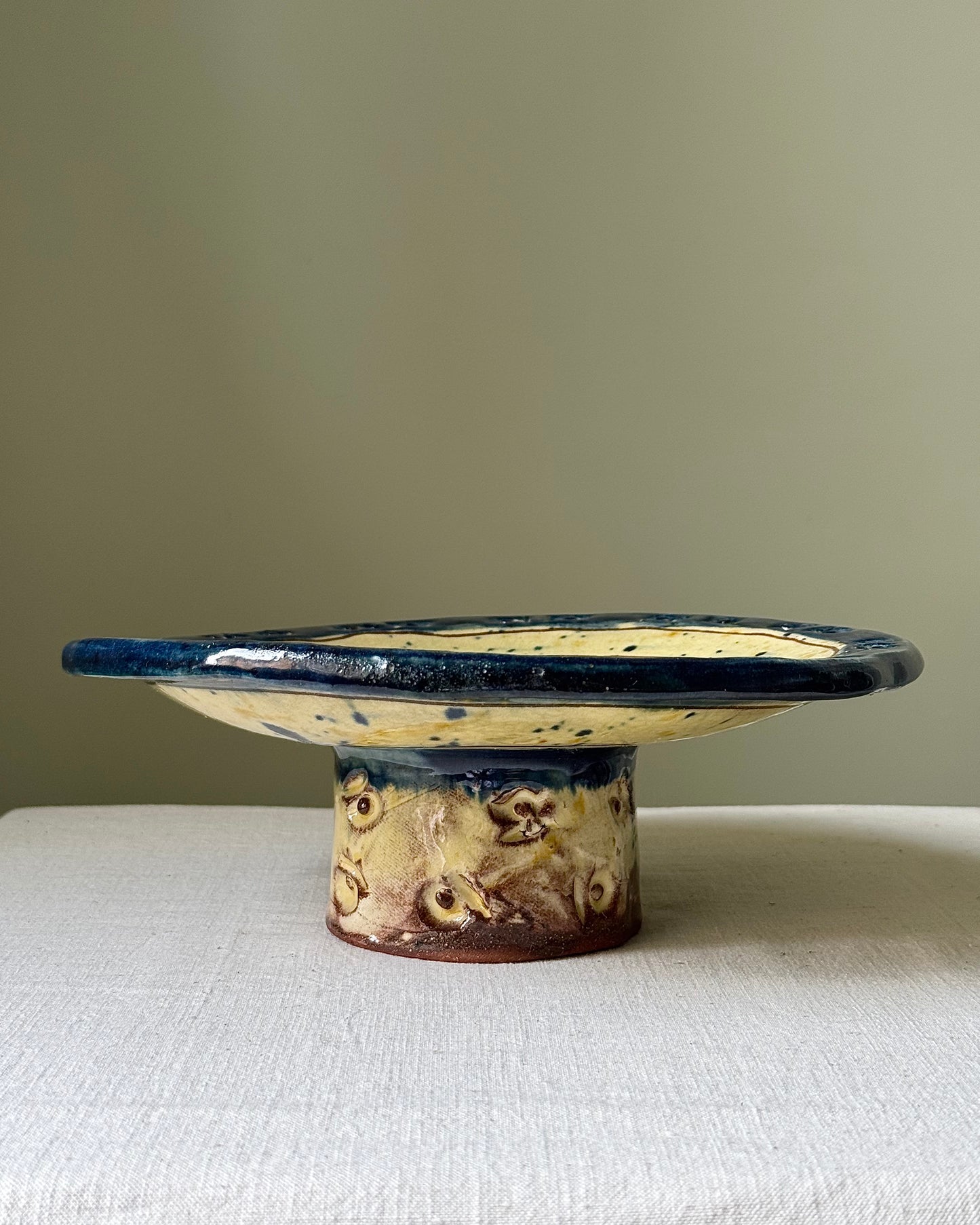 Southern Italian Mid-century Folk Pedestal Fish Motif Ceramic Plate