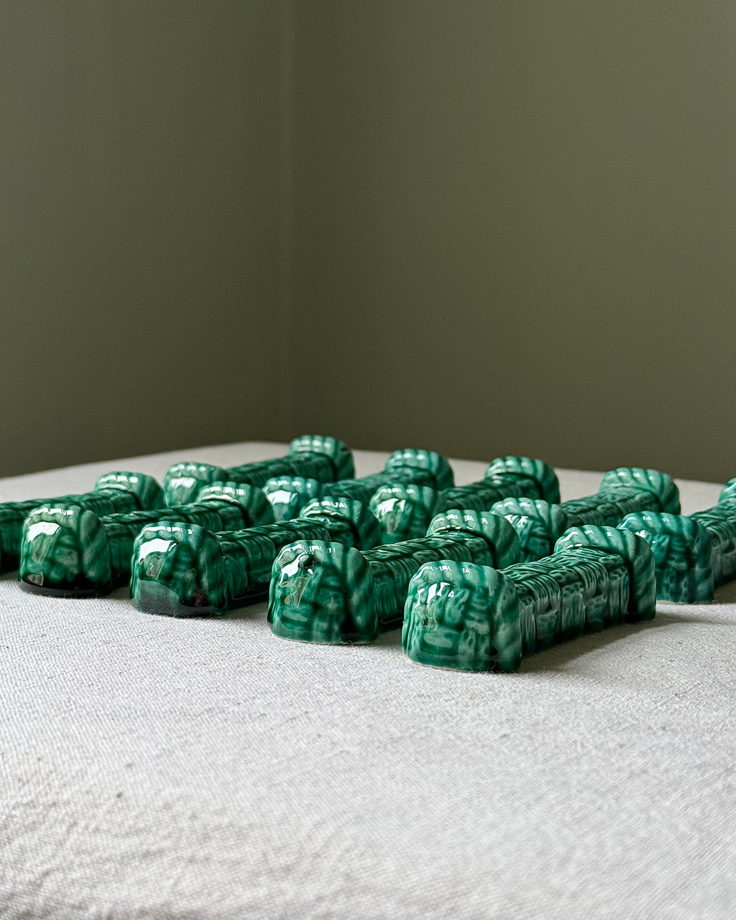 Set of 10 French Majolica Ceramic Green Glaze Woven Cutlery Rests, Digoin Sarreguemines