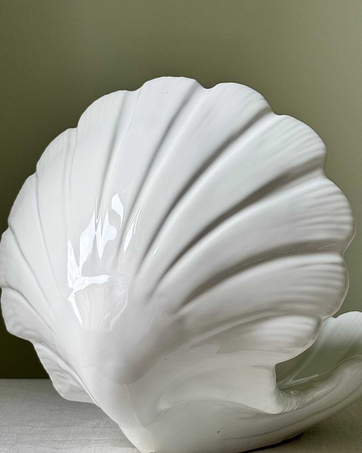 1970’s Italian Ceramic Shell Lamp with Glass Globe