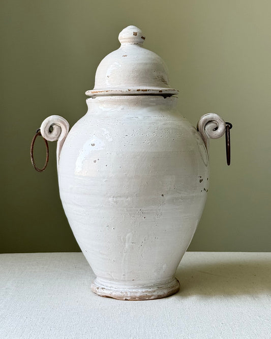 Medium White-Glaze Puglian Jar