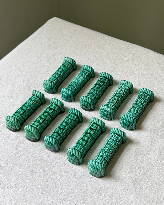 Set of 10 French Majolica Ceramic Green Glaze Woven Cutlery Rests, Digoin Sarreguemines