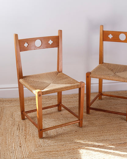 Set of 4 Swedish Pine Quatrefoil Dining Chairs, circa. 1970s