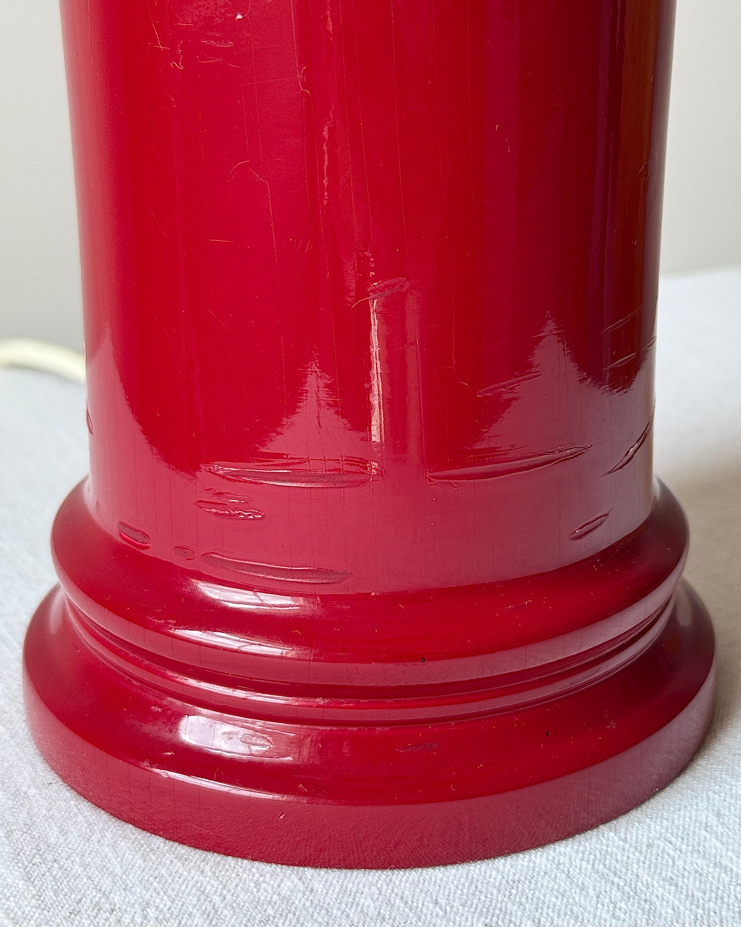 Italian Red Lacquered Turned Wood Table Lamp, c.1960
