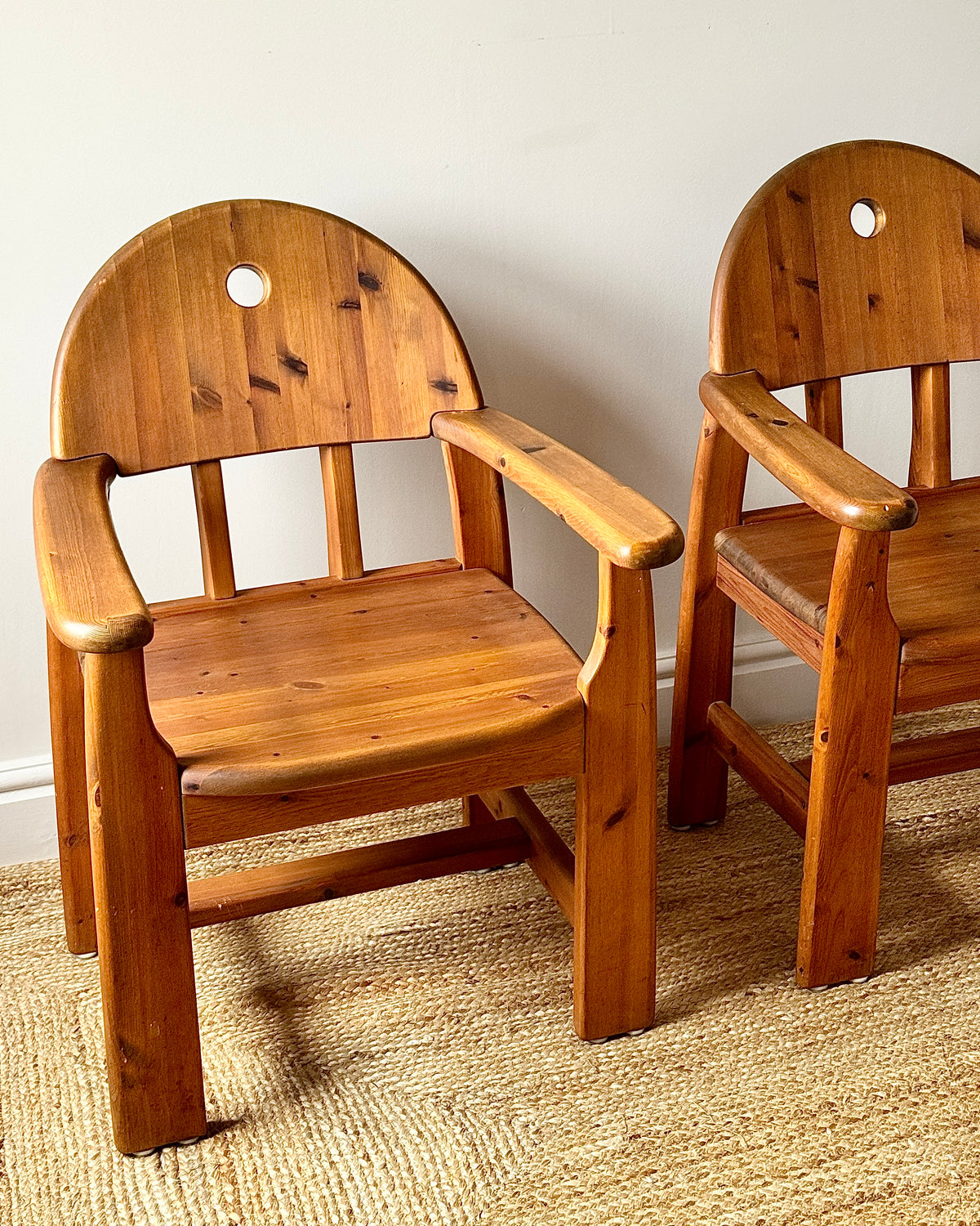Set of 6 Pine Dining Chairs by Wasa Möbel Including Two Carvers, 1980s