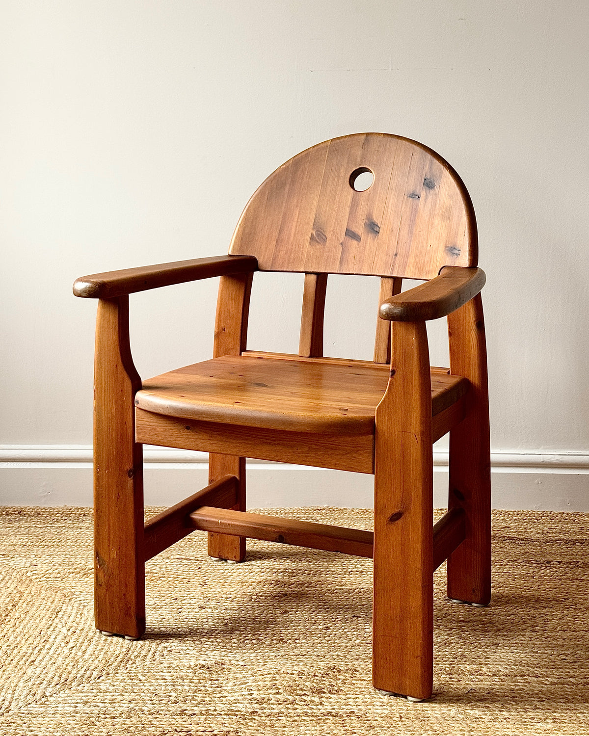 Set of 6 Pine Dining Chairs by Wasa Möbel Including Two Carvers, 1980s