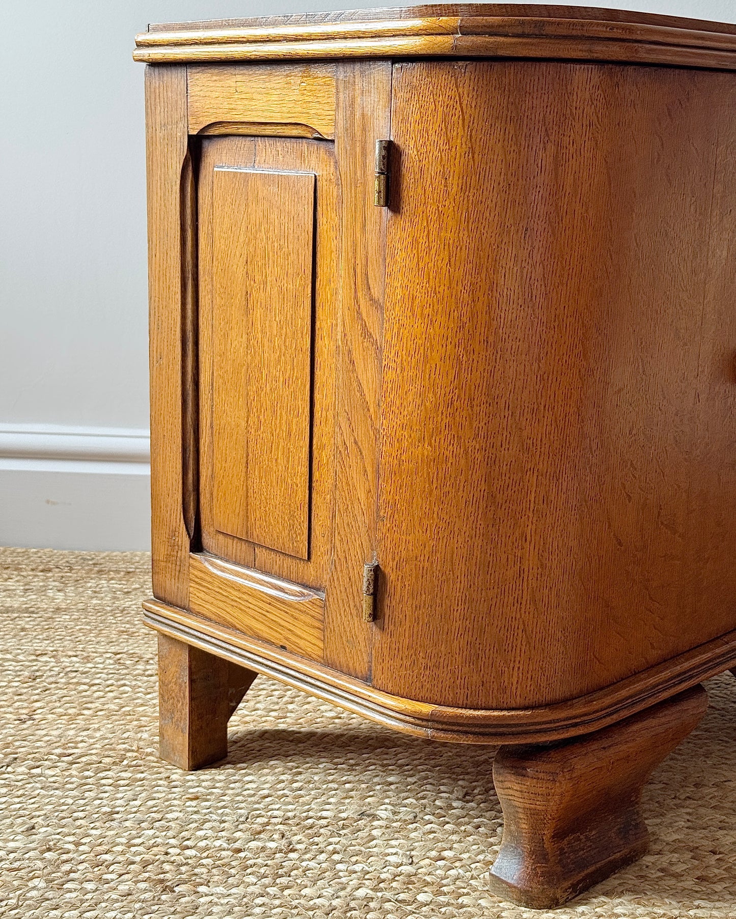 Pair of French Art Deco Oak Bedside Tables c.1930s