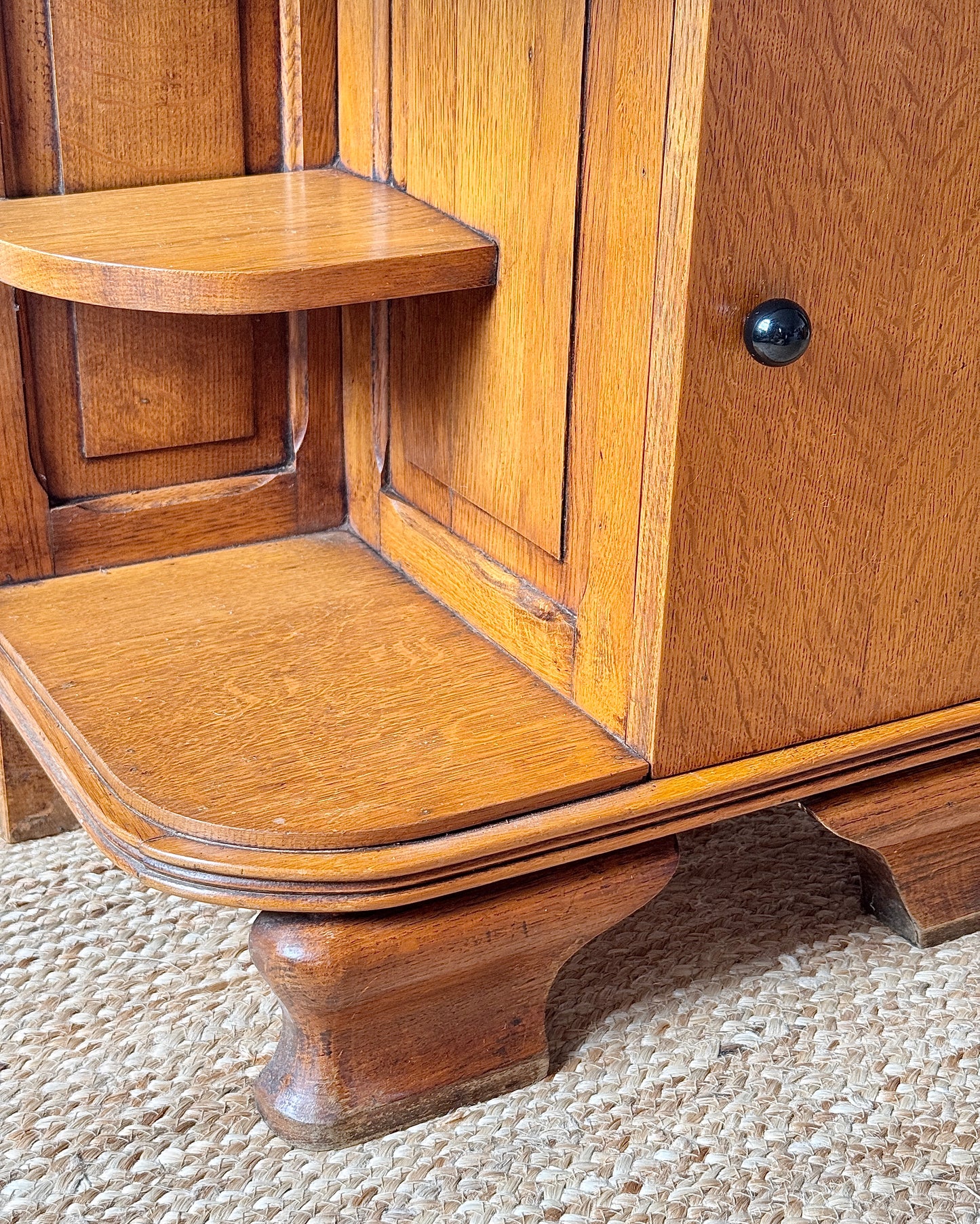 Pair of French Art Deco Oak Bedside Tables c.1930s