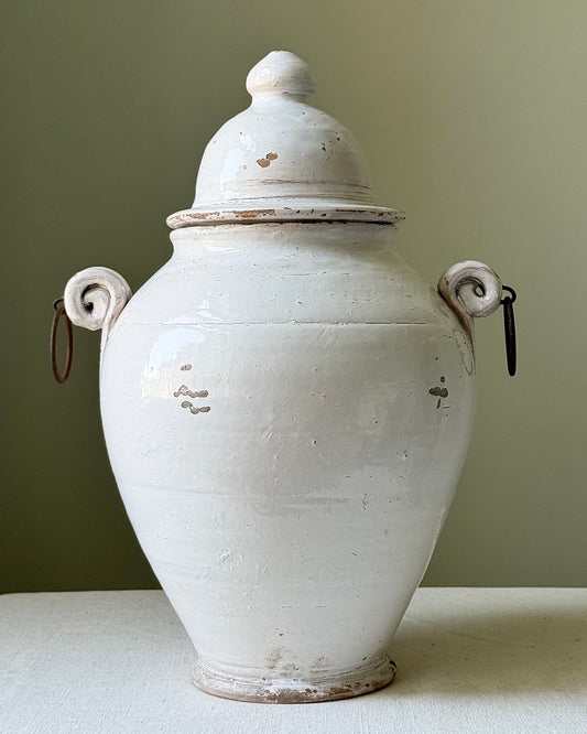 Large White-Glaze Puglian Jar