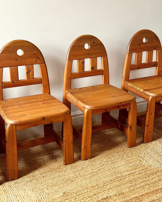 Set of 6 Pine Dining Chairs by Wasa Möbel Including Two Carvers, 1980s