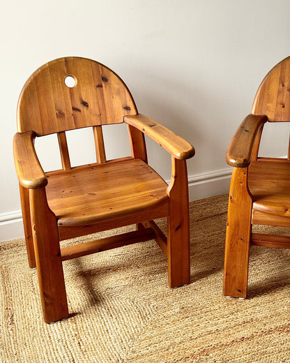 Set of 6 Pine Dining Chairs by Wasa Möbel Including Two Carvers, 1980s