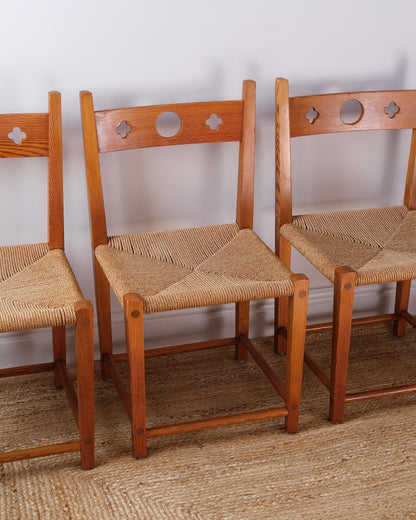 Set of 4 Swedish Pine Quatrefoil Dining Chairs, circa. 1970s