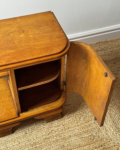 Pair of French Art Deco Oak Bedside Tables c.1930s