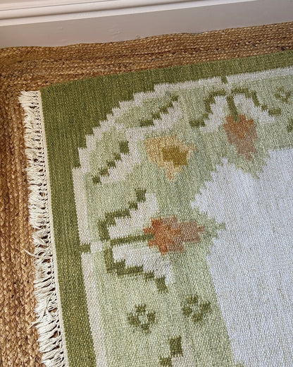 Swedish Tulip Wool Handwoven Rollakan Rug - Club Sourced