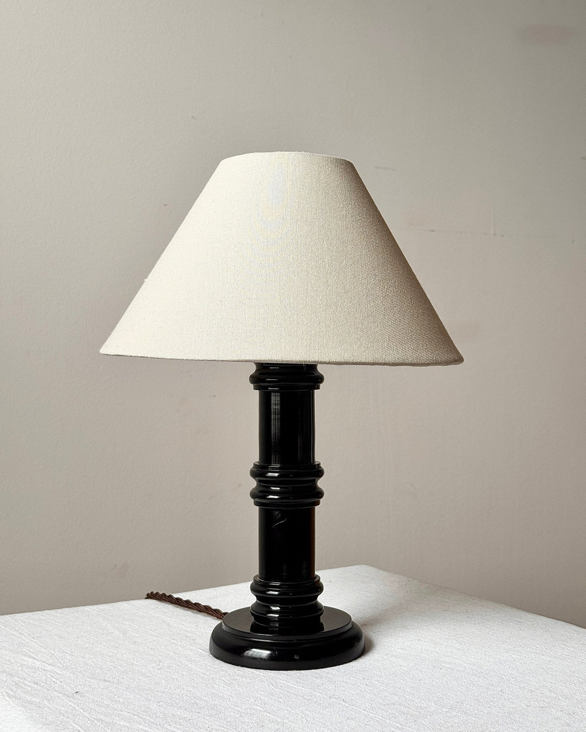 French Black Lacquered Table Lamp - Club Sourced