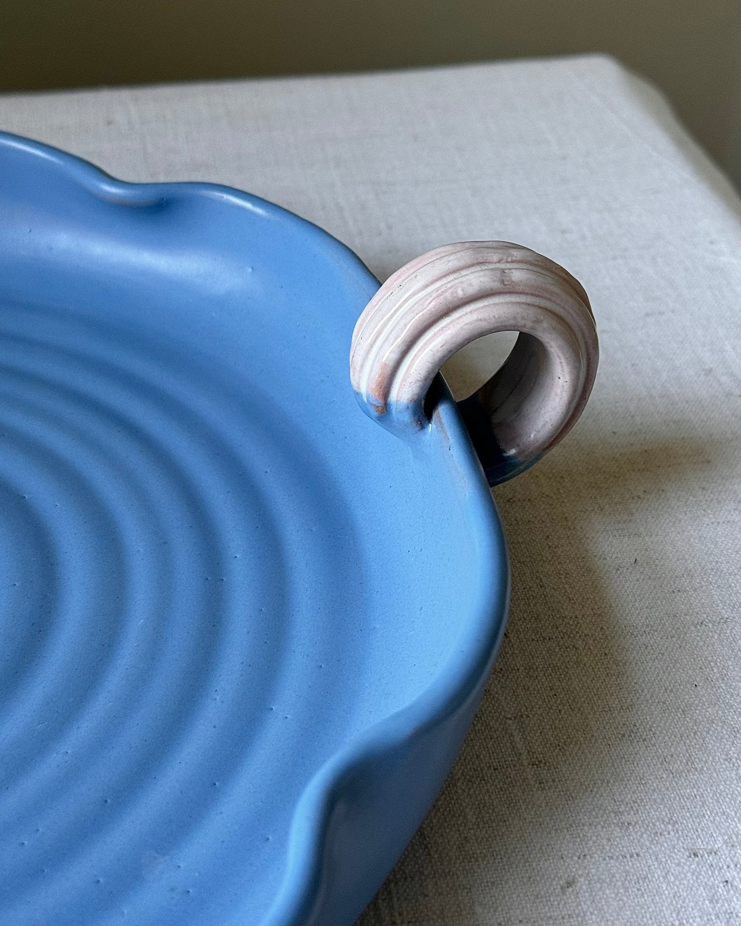 Swedish Art Deco Gabriel Keramik Blue Dish, circa. 1930s