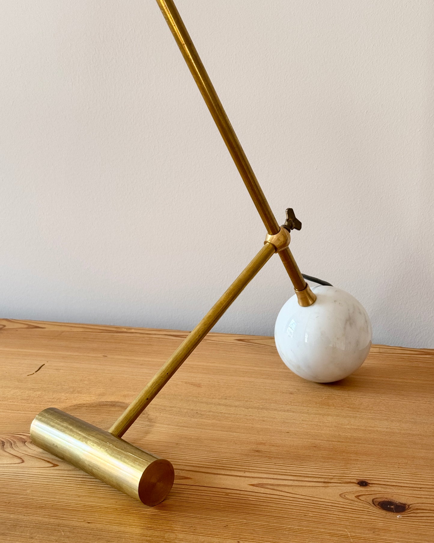 Mid-century Italian White Brass Diabolo Lamp