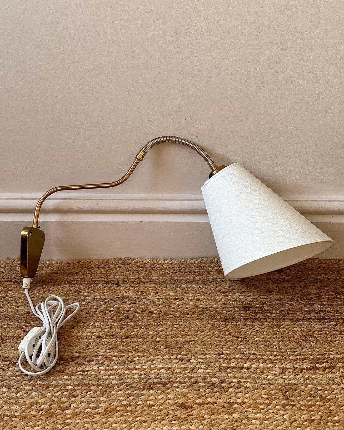 1970s Swedish Swan Neck Brass Wall Lamp by Hans-Agne Jakobsson