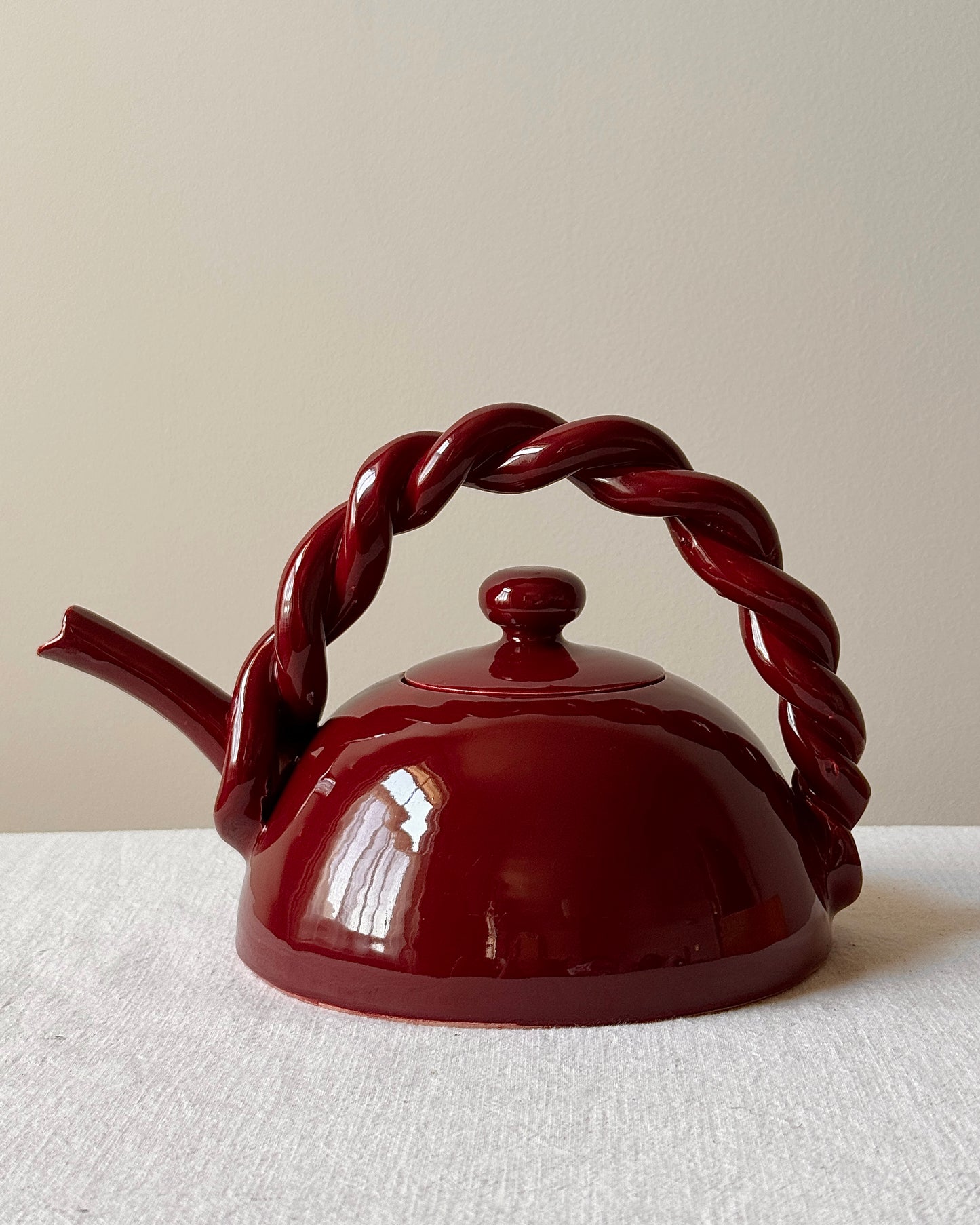 Vallauris Teapot with Twisted Handle