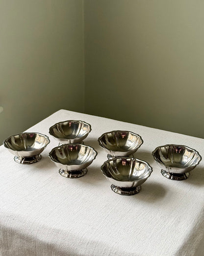 Set of 6 French 1970’s Stainless Steel Dessert Bowls